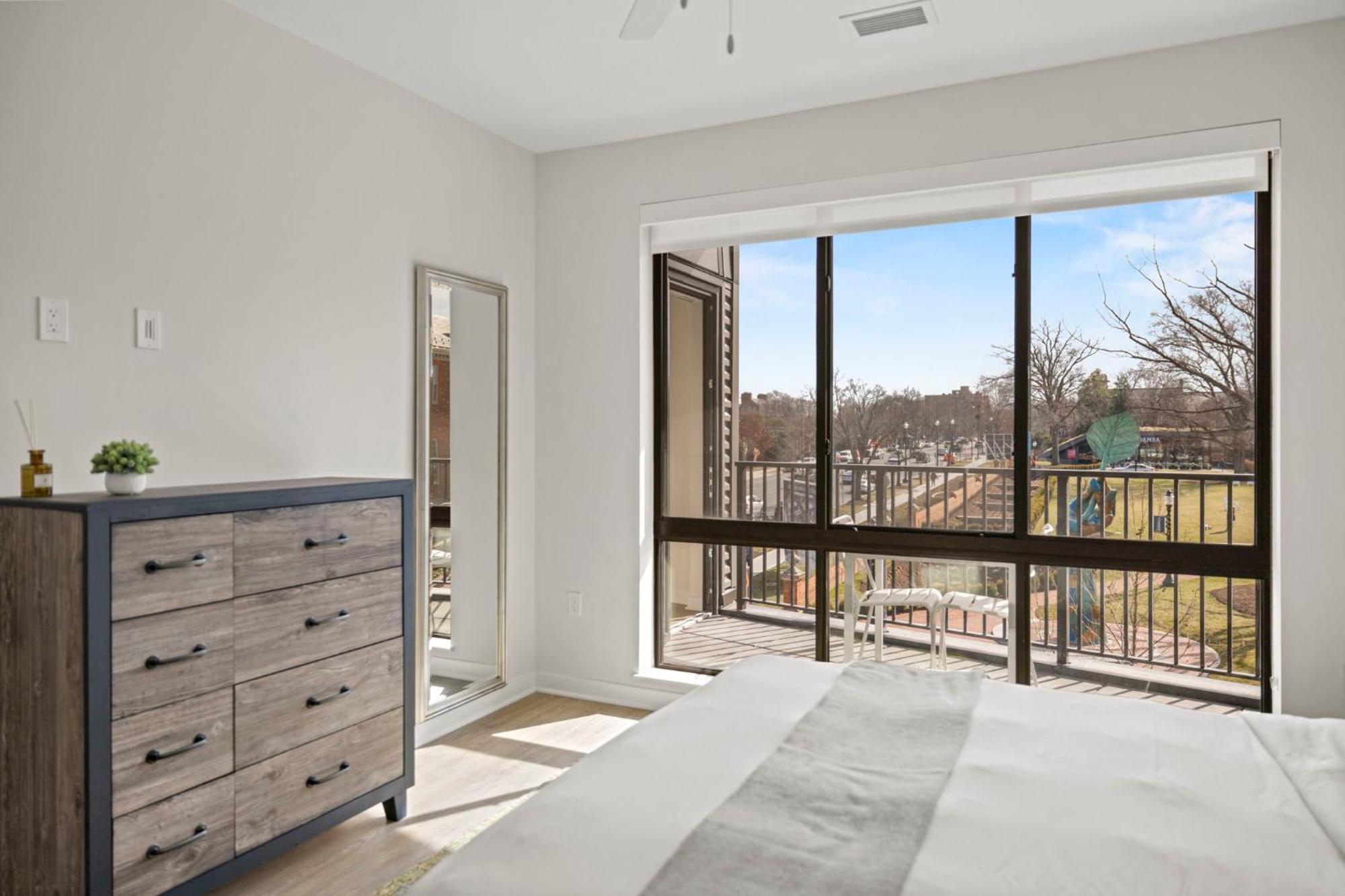 Placemakr Cathedral Heights Apartment Washington Room photo
